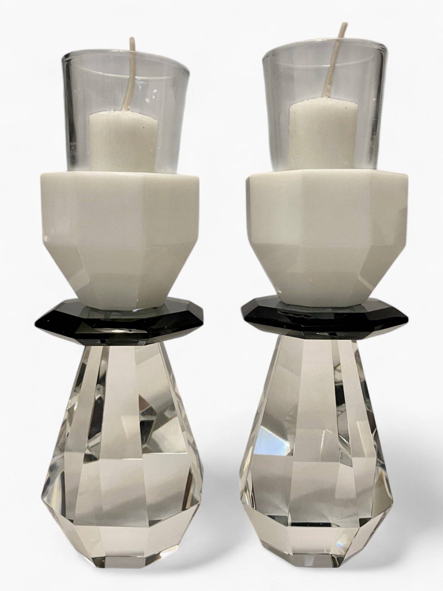 Allison Pearl Design - Vente Bougeoirs - Bougeoir à découpe moderne en blanc/noir1