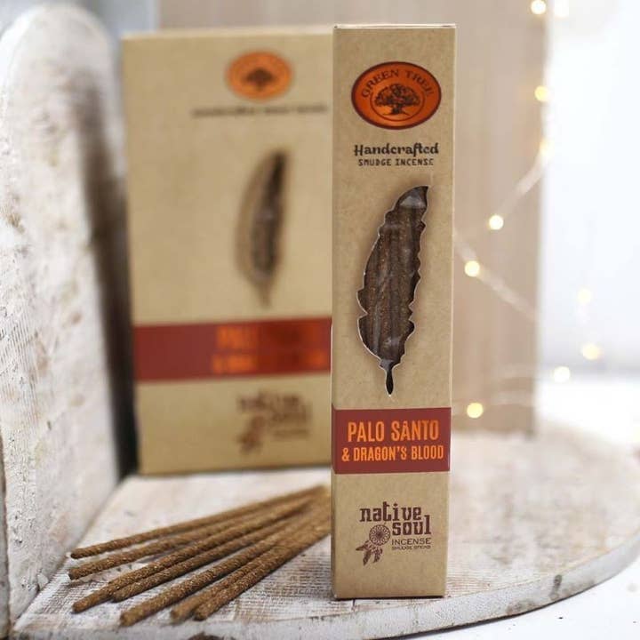 Green Tree Incense - Palo Santo and Dragon's Blood for wholesale by Ethike.eu