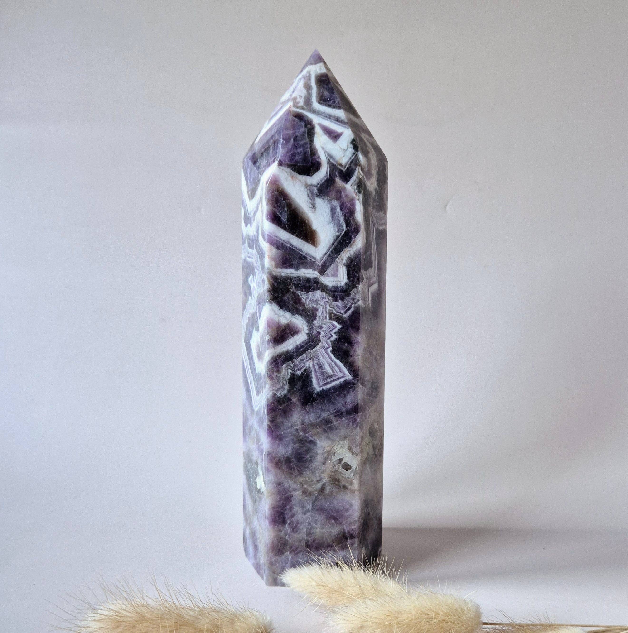 Moonlight Gemstones – Großhandel Spiritueller Stein/Kristall – XXL Traum Amethyst Turm – 1050g Kraft & Spirituelle Ruhe0