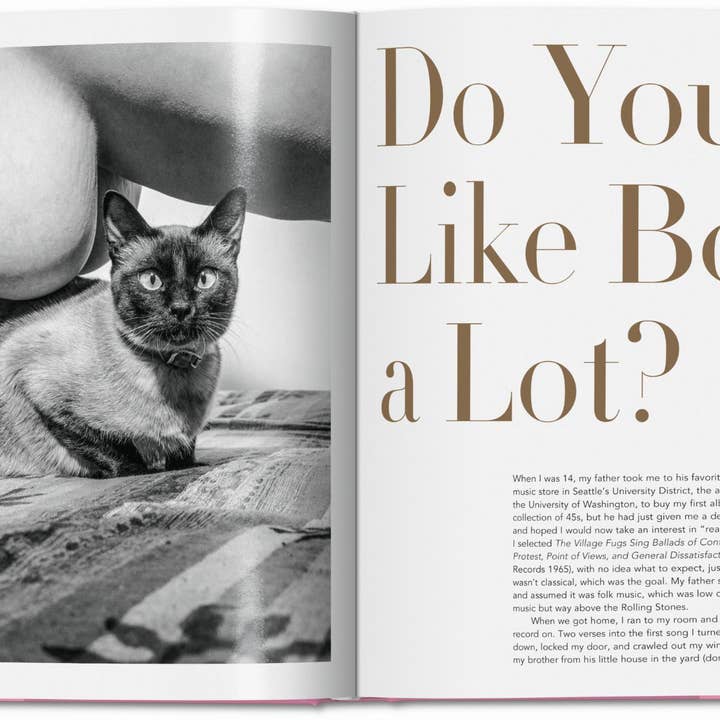 TASCHEN Europe - Wholesale Display Book - The Bigger Book of Breasts (English)1