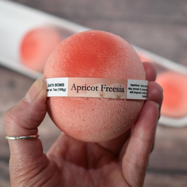 Dragonfly DayDream - Wholesale Bath Bomb/Fizz - APRICOT FREESIA Bath Bomb1