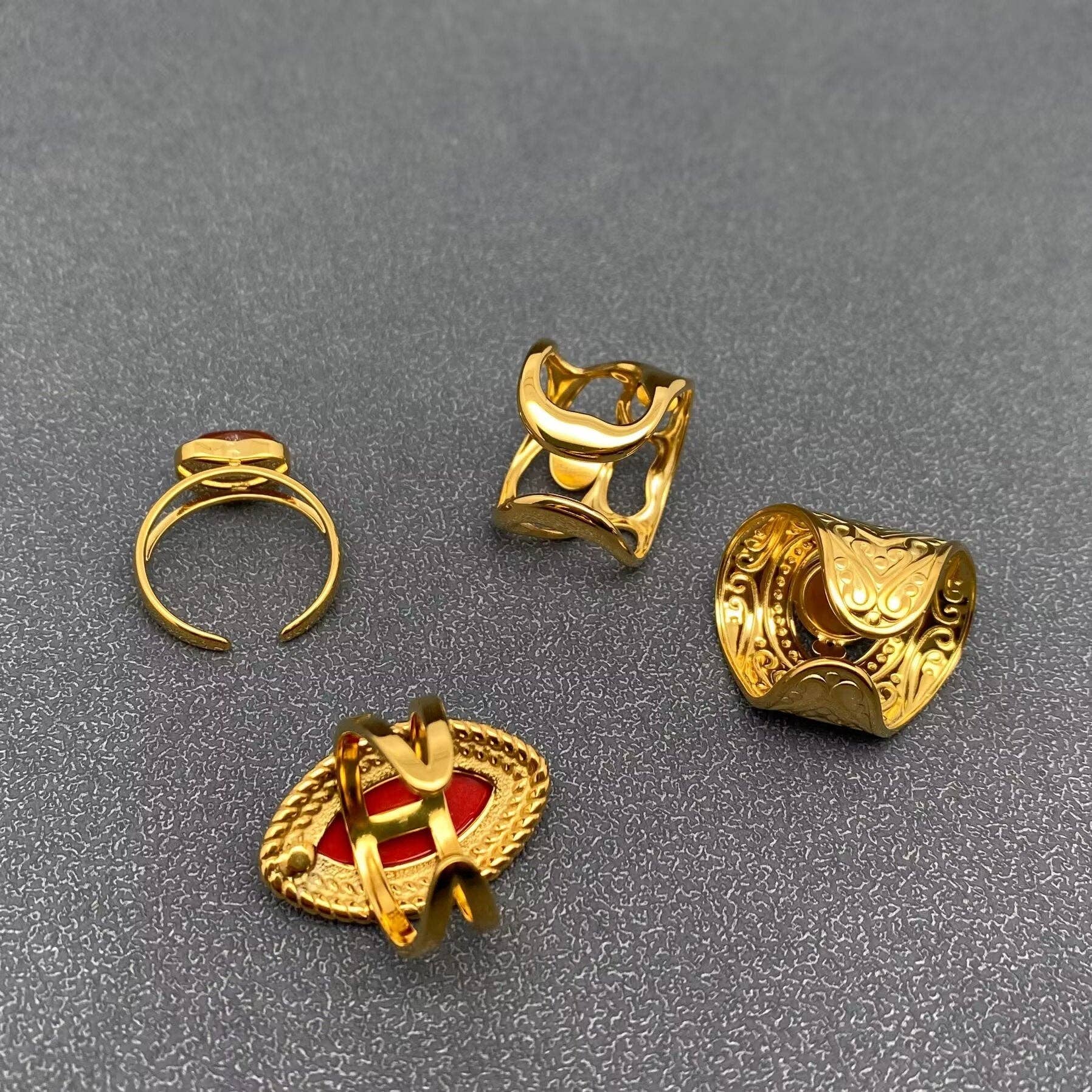 Mio Queena - Wholesale Single Stone/Solitaire Ring - Inlaid Red Agate Geometric 18K Gold Plated S.Steel Ring -FGS3