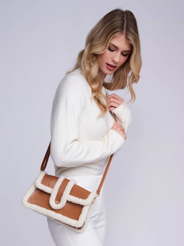 Margot Tasche - Creme/Hellbraun für den Großhandel von Pia Rossini Ltd