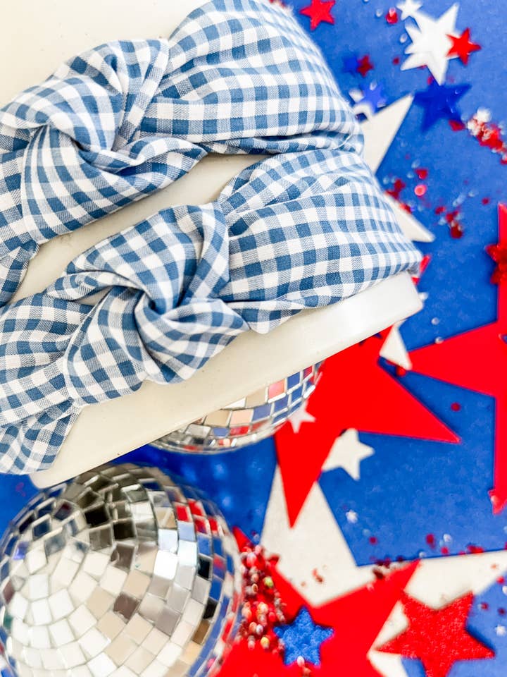 Gingham-Strukturierter Haarreif in Kornblumenblau für den Großhandel von Ruby Red Threads