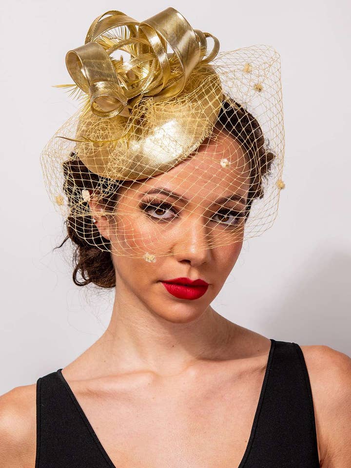 Fascinateur à voilette en résille à pois avec serre-tête et pince pour la vente par anbfashion