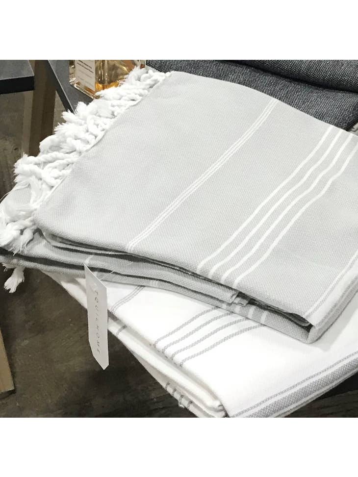 Wholesale Grå Hvid Matchende Håndklæder for shop | Faire