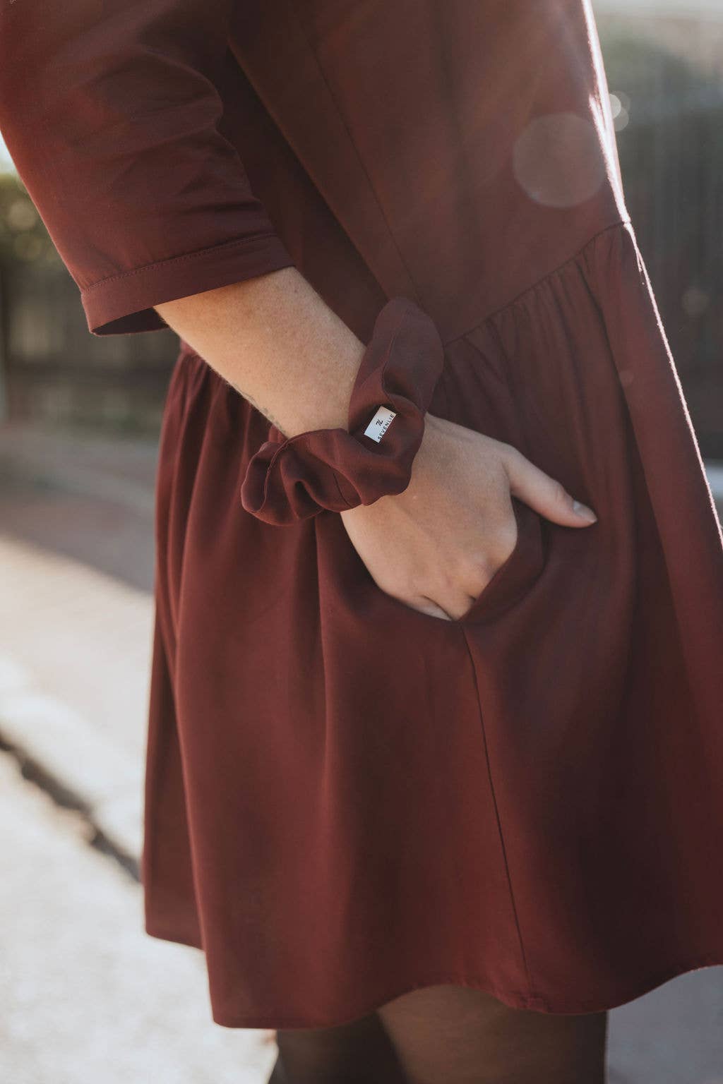 Sevenlie – Engroshandel Kjole - Dame – Roma-kjole i Bordeaux med A-form og lommer5