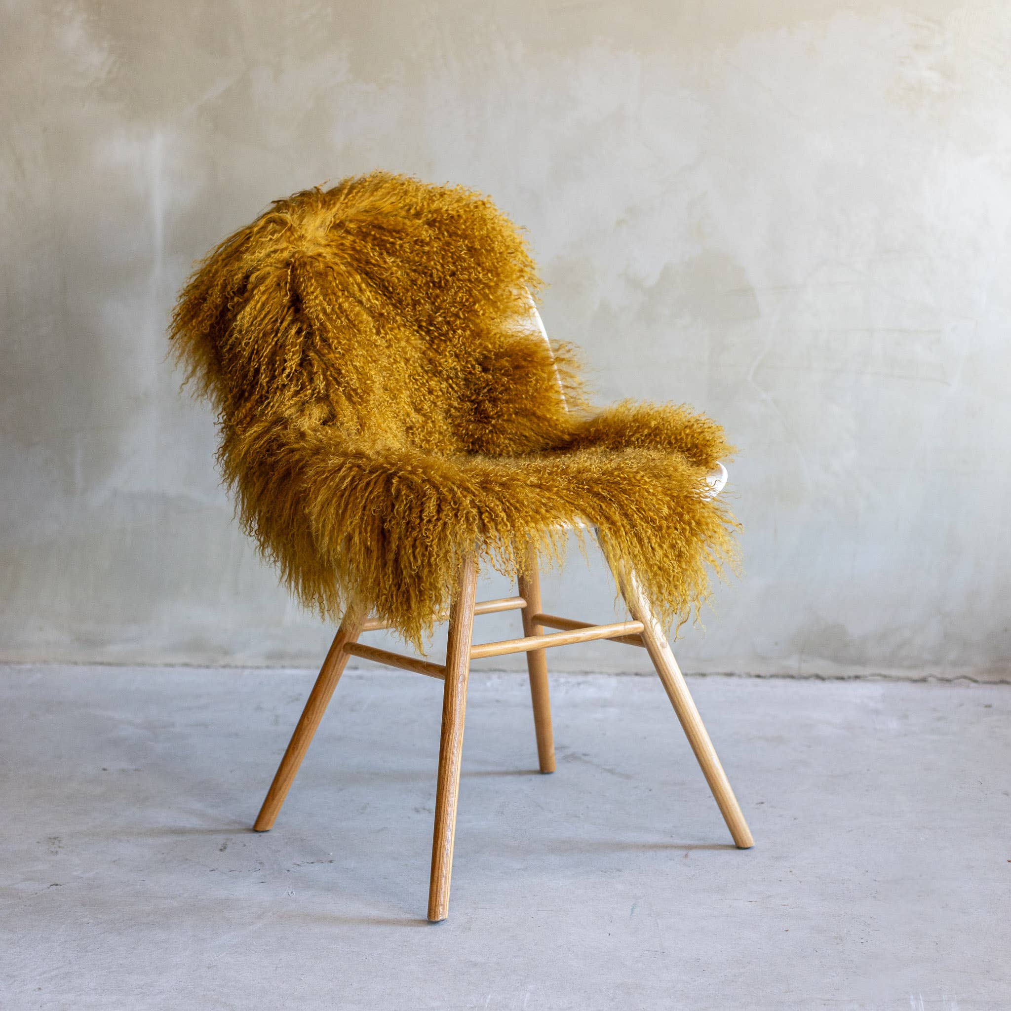 Van Buren - Wholesale Chair Cushion - Tibetan sheepskin | 14 Colors5