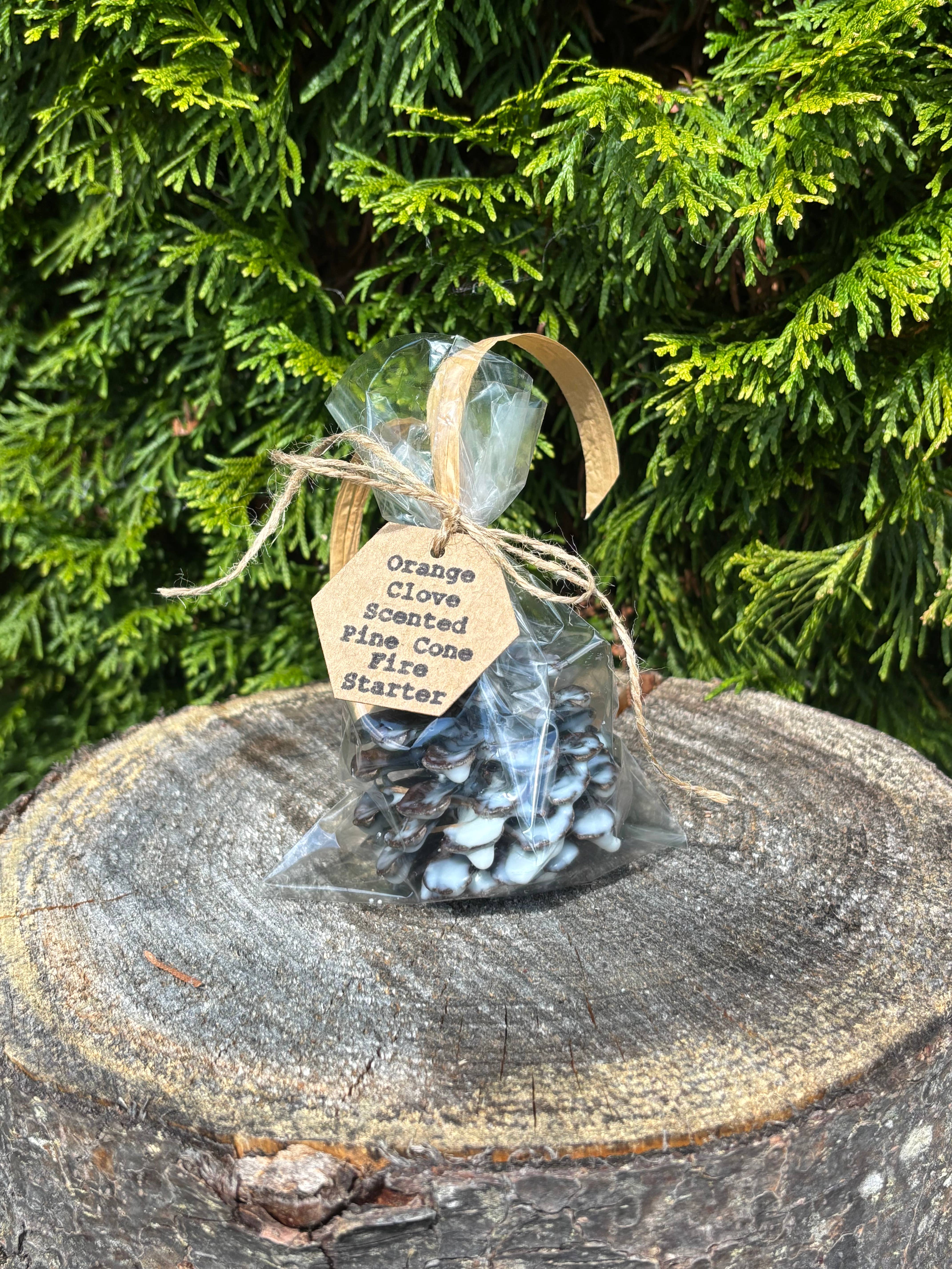 Mana Market Co. - Vente Cadeaux pour invités - Cônes de pin allume-feu cadeaux et souvenirs27