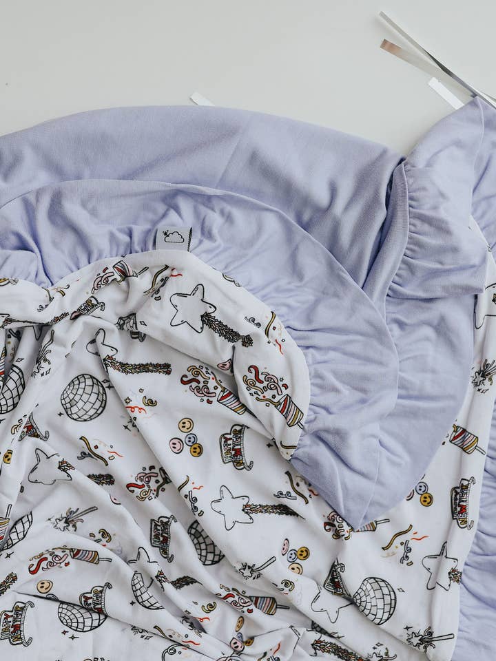Dream Big Little Co. - Wholesale Bedding Blanket - Kids & Baby - MIDNIGHT MAGIC DREAM RUFFLE BLANKET9