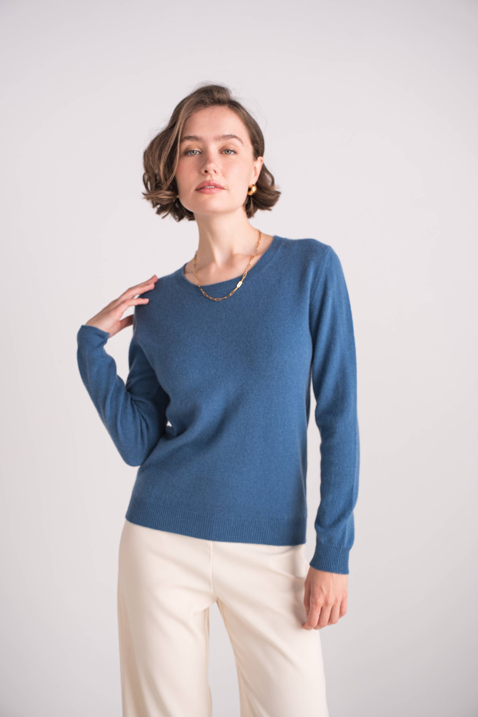 jw.atelier - Wholesale Knit Sweater - Women's - 100% cashmere crew neck sweater18
