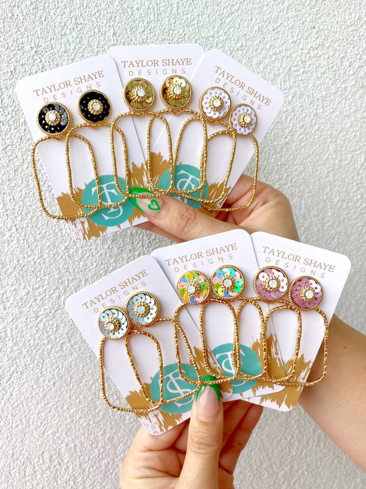 Orecchini Ivy con paillettes per la vendita all'ingrosso da parte di Taylor Shaye Designs