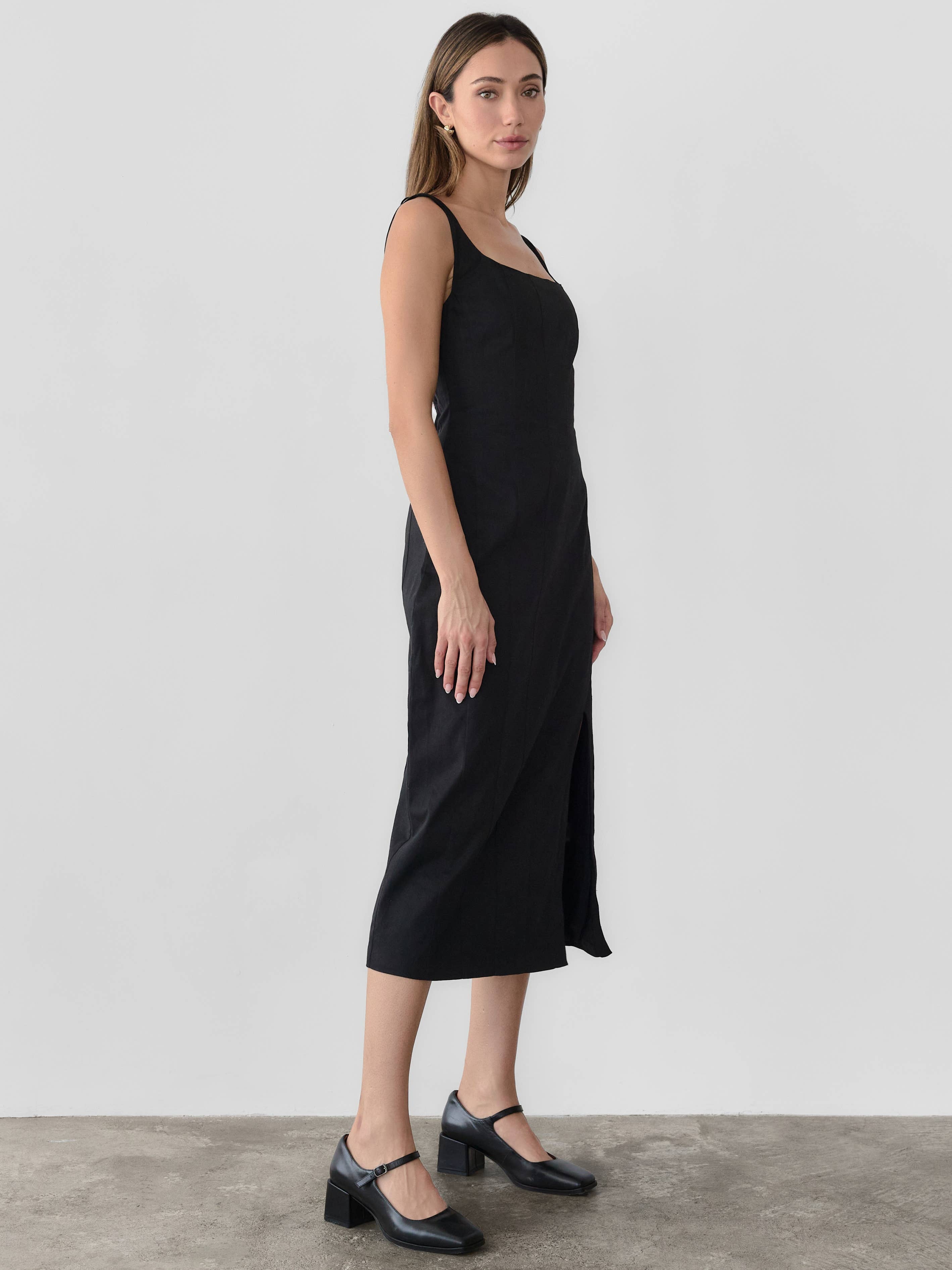 MOD REF - Wholesale Dress - Women's - The Lyra Dress | Sleek Paneled Bodycon Dress1