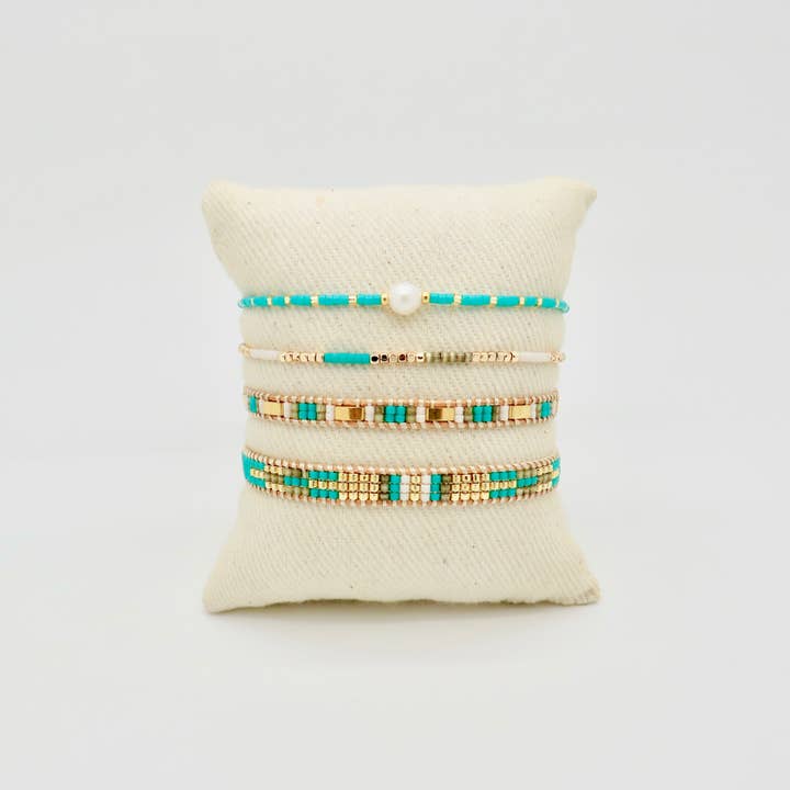 Rosamariposa - Wholesale Beaded Bracelet - Lana Dainty Pearl Bracelet