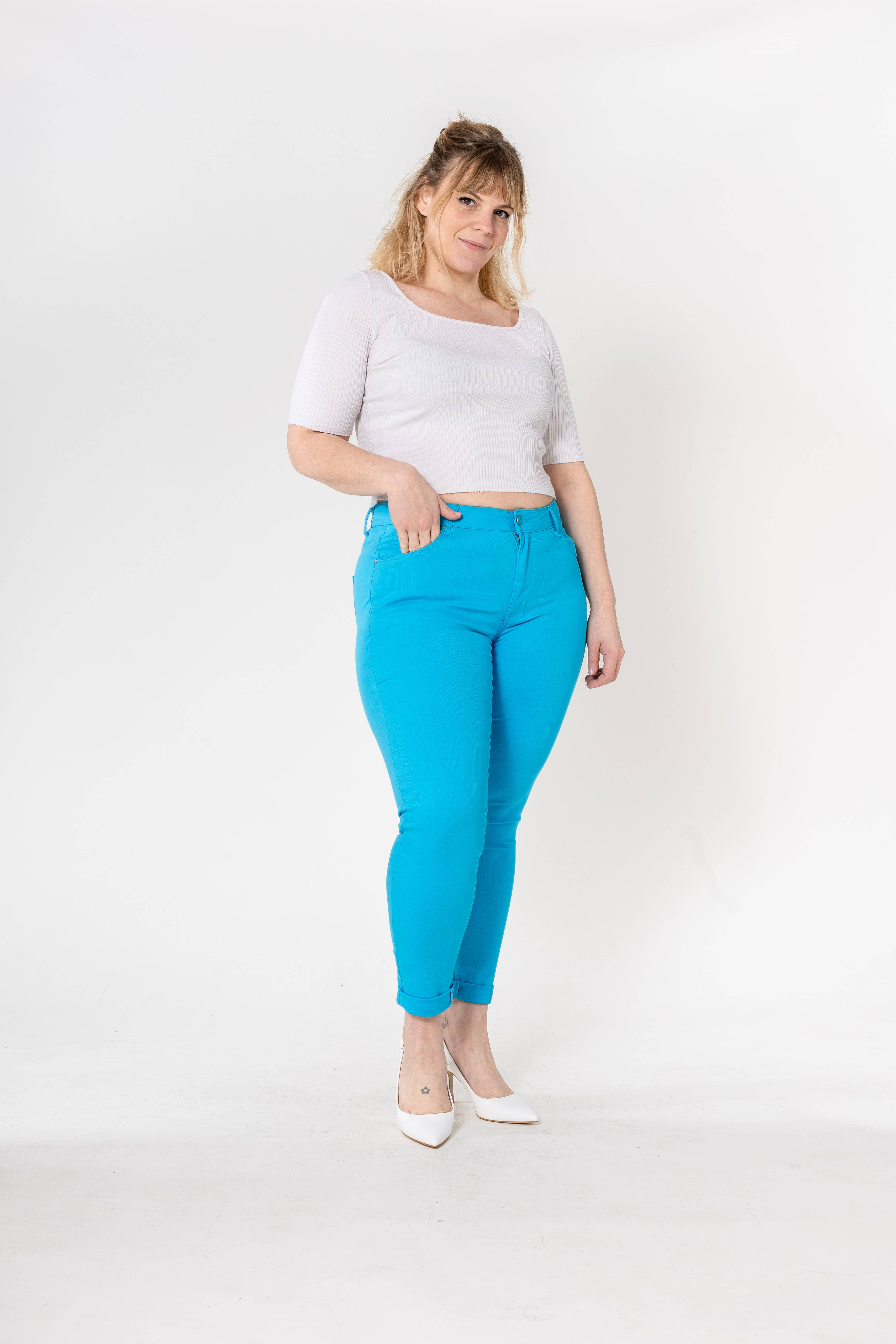 Nina Carter – Calças - Mulher por atacado – Tamanho Plus Curve Plus Tamanho Voltar ao Pescoço P19984