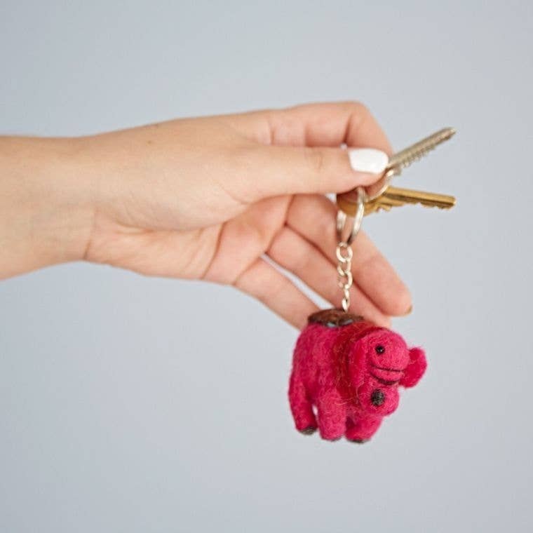 The Paper High Gift Company Limited – Engroshandel Nøglering - Dame – Nøglevedhæng i filt formet som elefant – håndlavet2