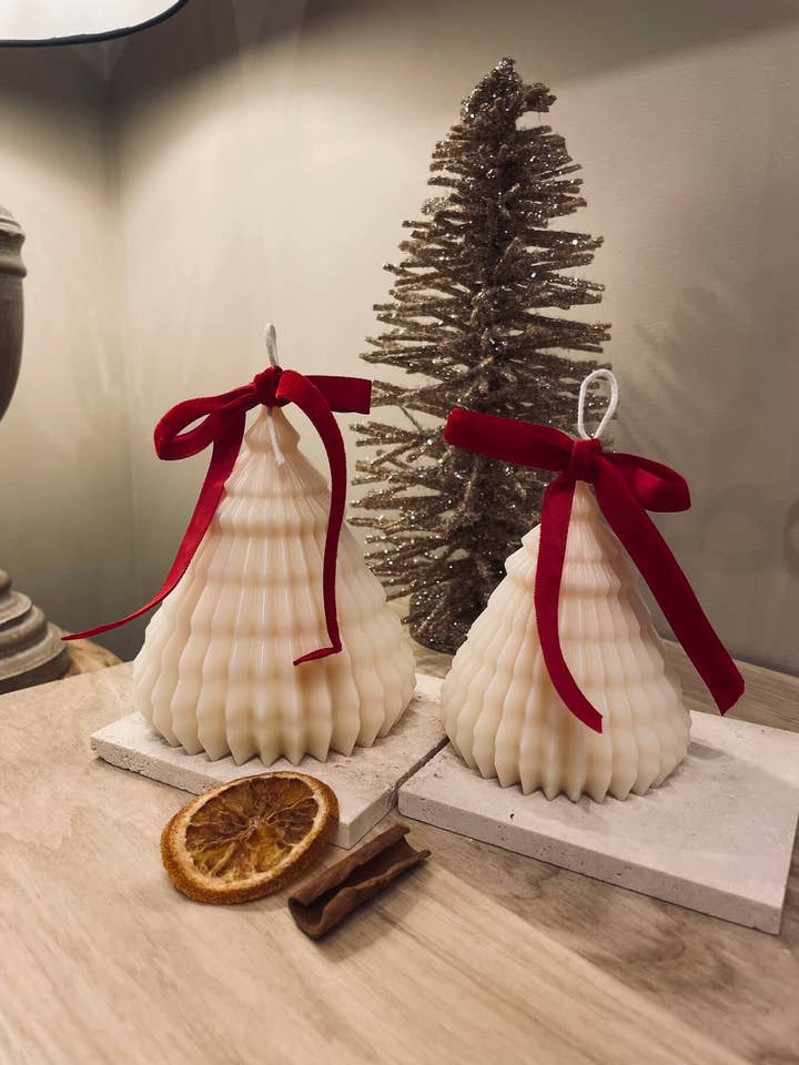 Origami Fir - decorative candle for wholesale by Maison Carona