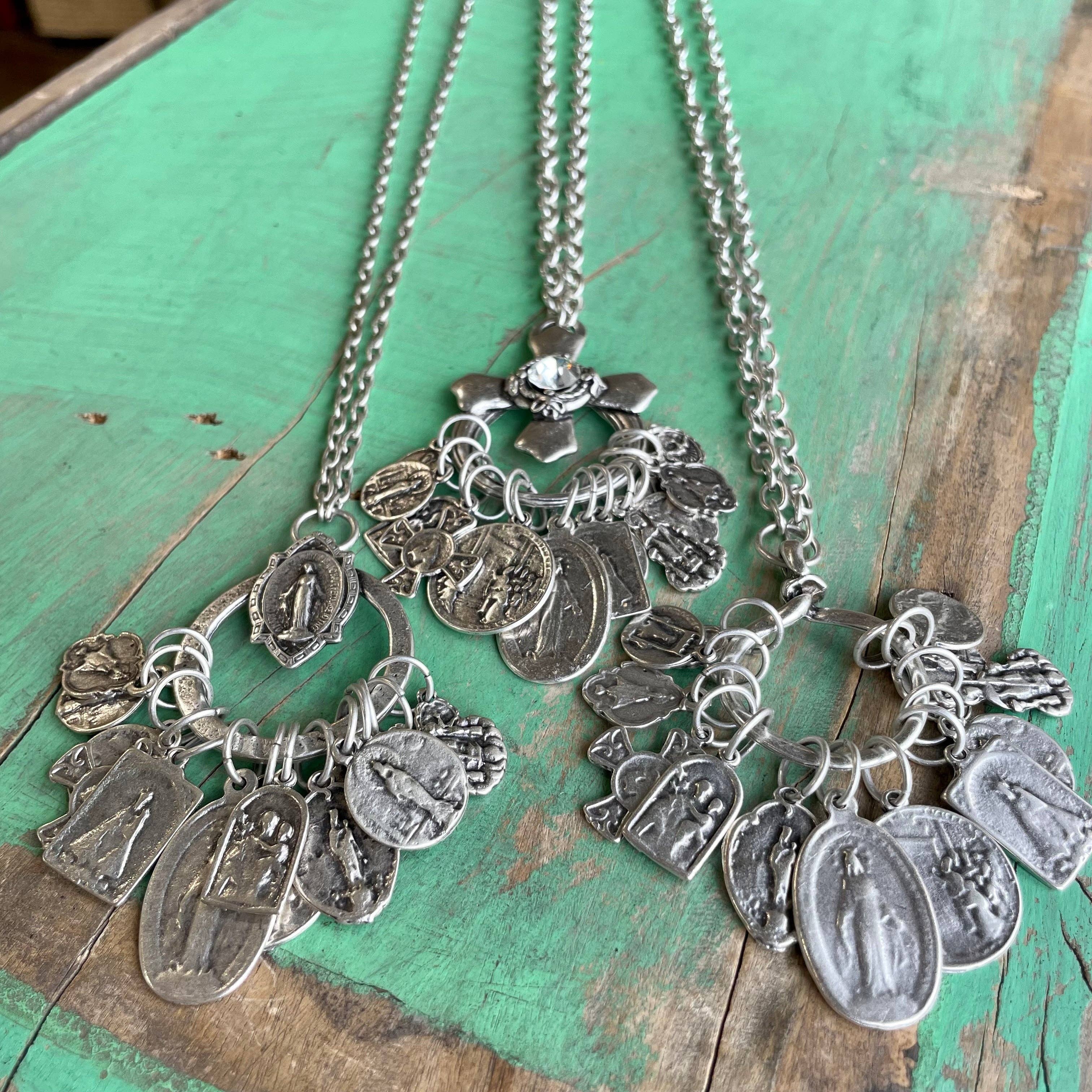 Love and Honor Jesus LLC - Wholesale Halskettinghanger - Ketting met heiligenbedels14