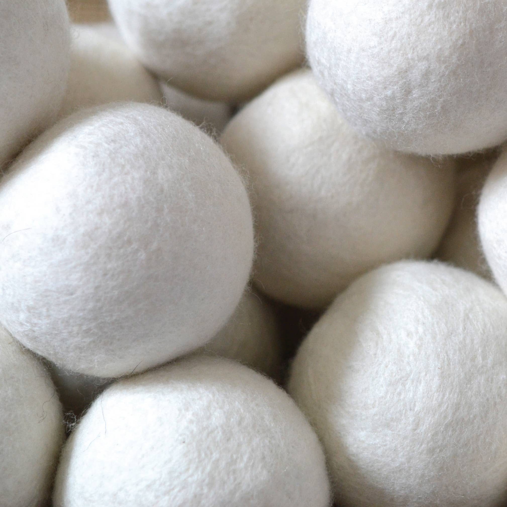 Moss Creek Wool Works UK | Wool Dryer Balls - Venta al por mayor Bolas de secadora - 100 bolas de lana blanca para secadora | Bolas de lavandería ecológicas2