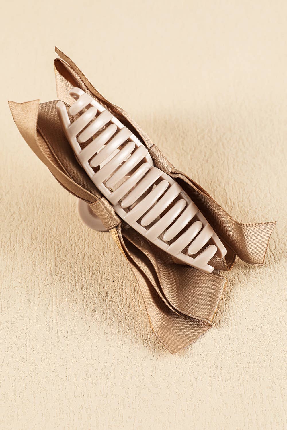 Suhkasana – Engroshandel Hårspænde - Dame – Sort hårklemme med stor sløjfe9