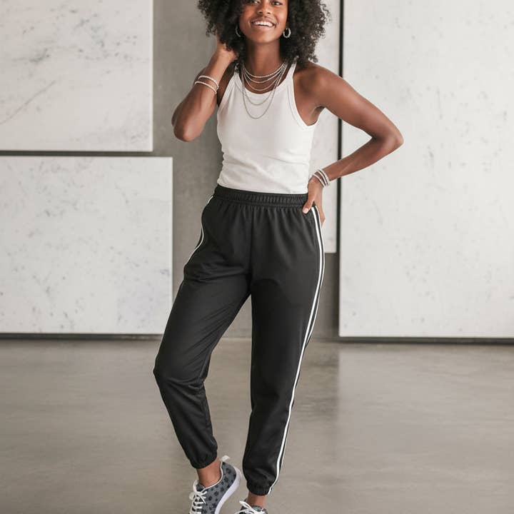 Sapatilha Desportiva Feminina com Padrão de Flores por atacado de IAKAM