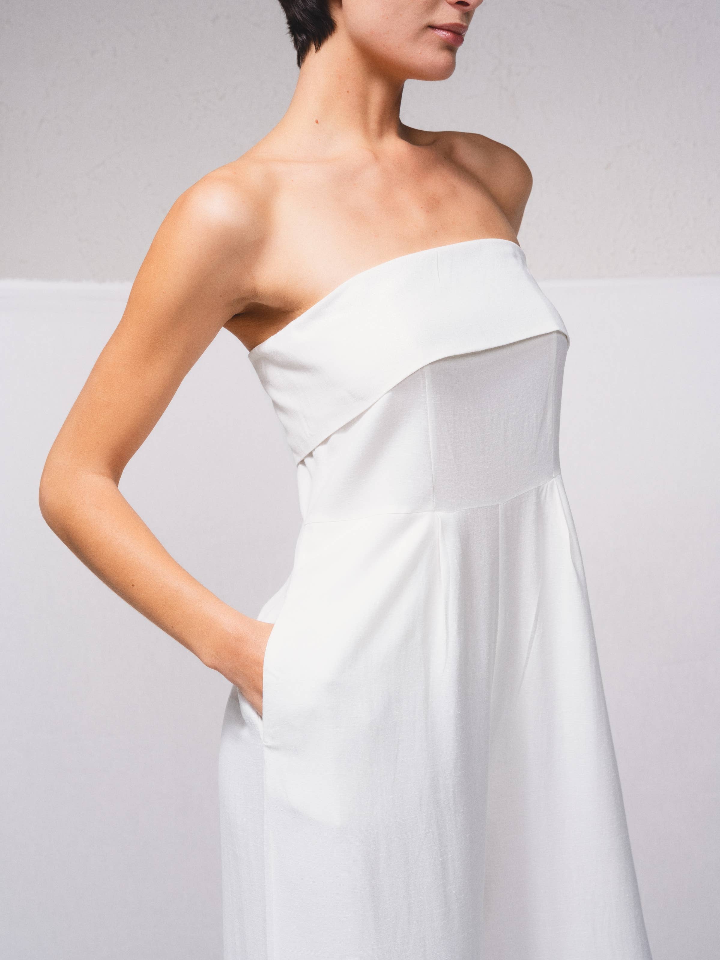 SMF - Wholesale Jumpsuit - Women's - 249629 - Linen blend bandeau jumpsuit4