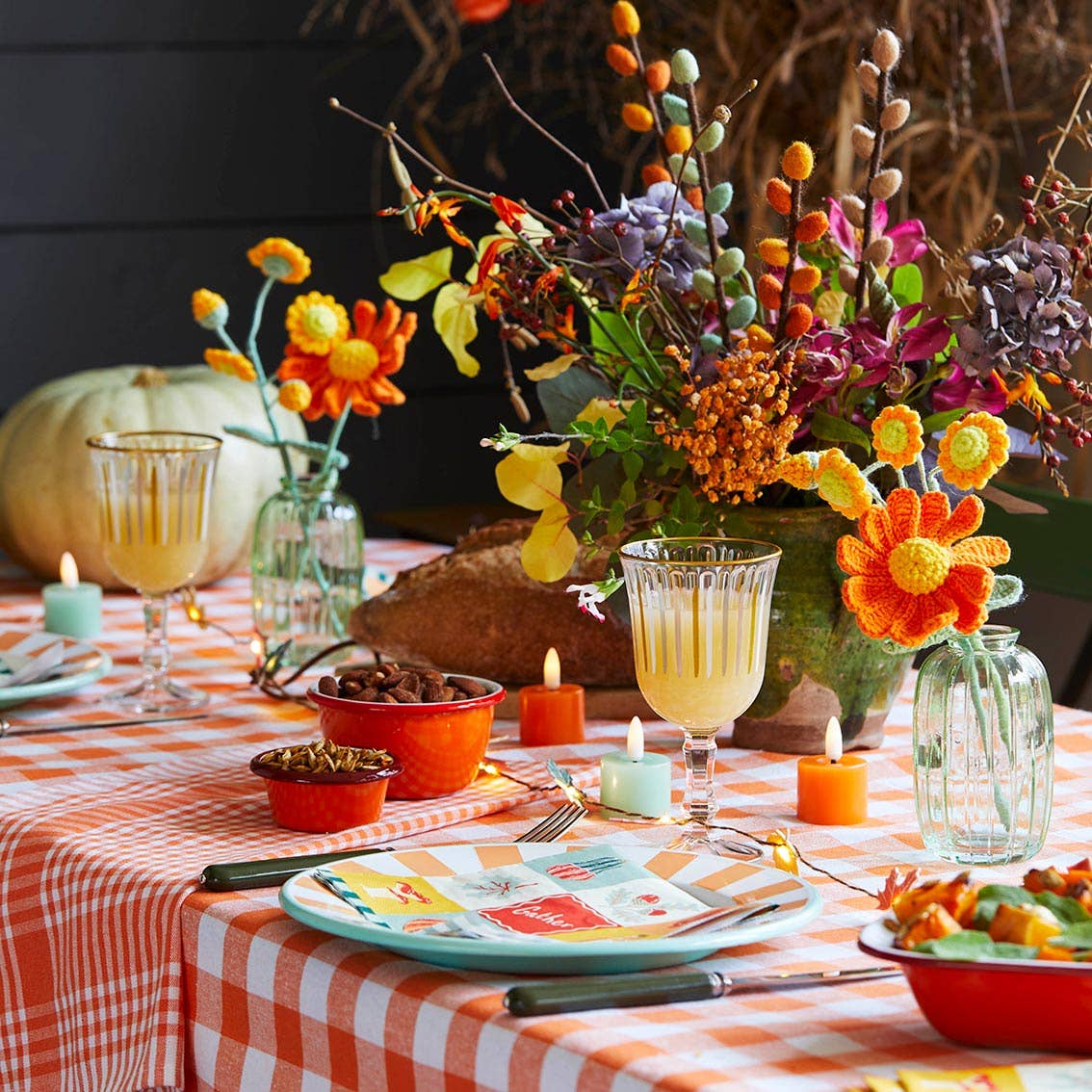 Talking Tables USA - Wholesale Wine Glass - White & Gold Striped Wine Glasses | Christmas Decor |2