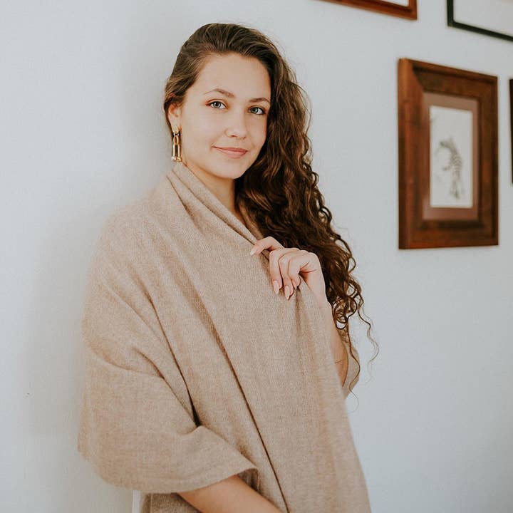 SLATE + SALT – Großhandel Schal – Damen – Beige Kaschmirschal mit Webstuhl4