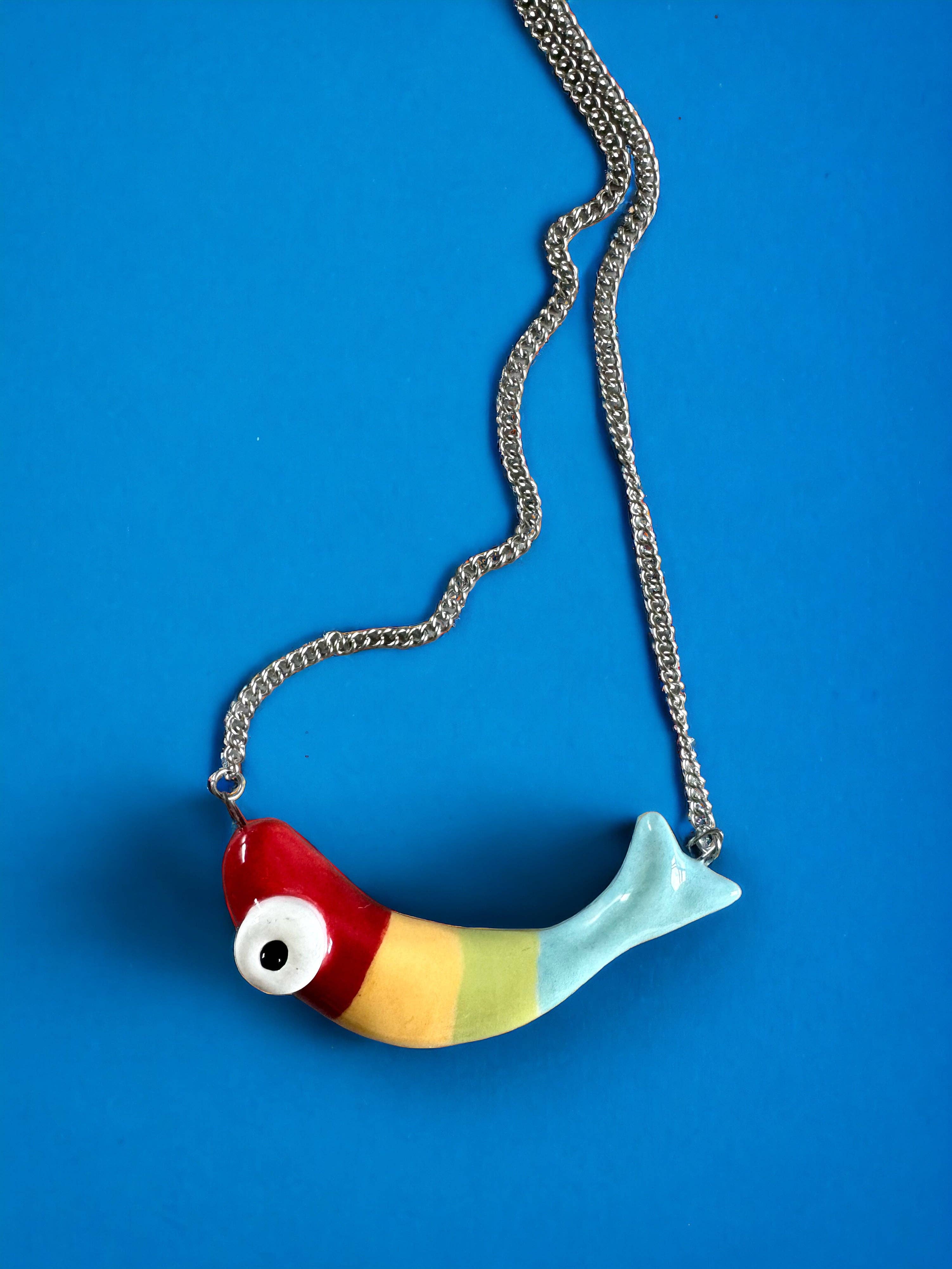 Thetis Art Studio – Colar pingente/pendente por atacado – Pingente de peixe em cerâmica com corrente