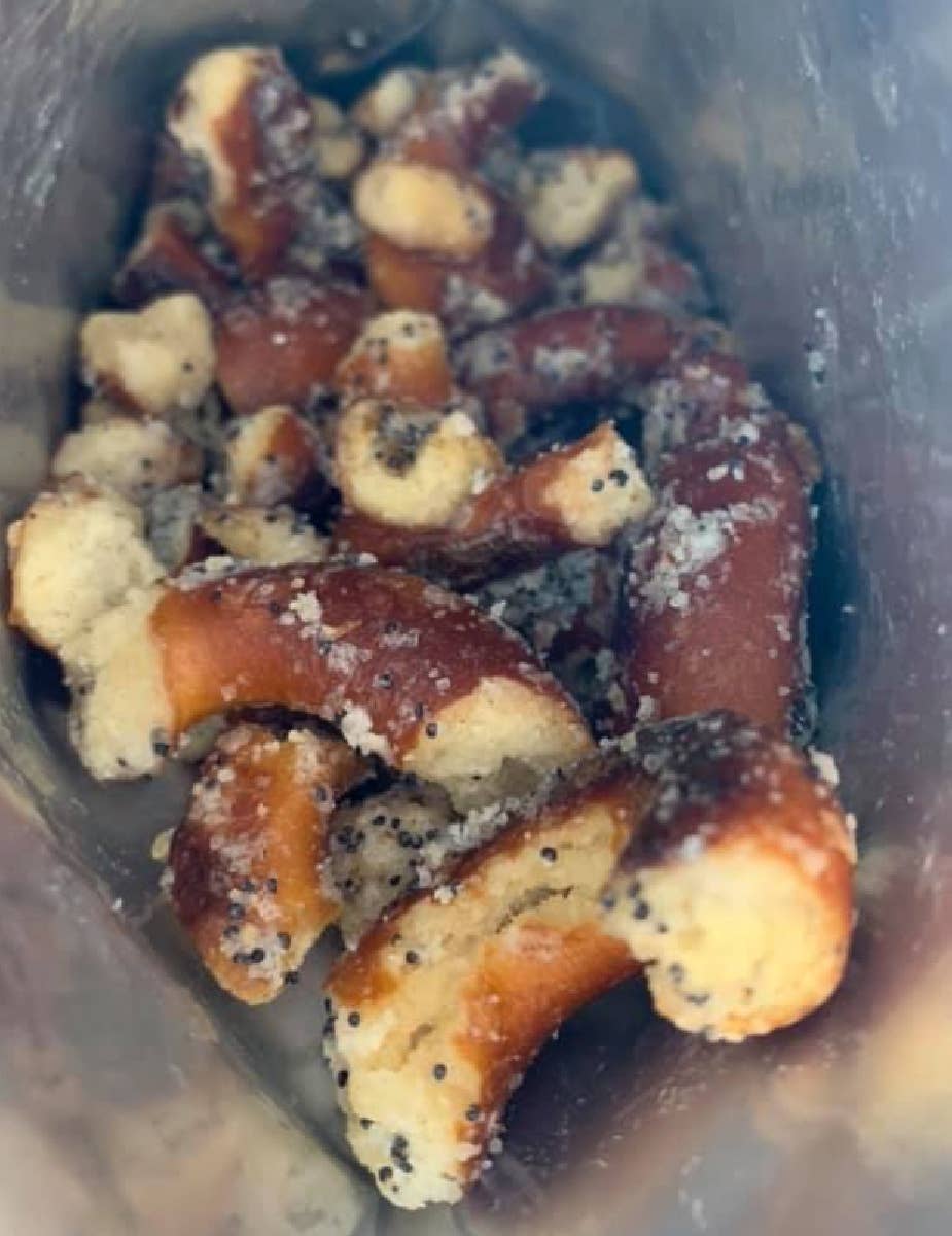 Outsiders Kitchen - Wholesale Pretzels - Lemon + Poppy Pretzel Bites | Case of Six4