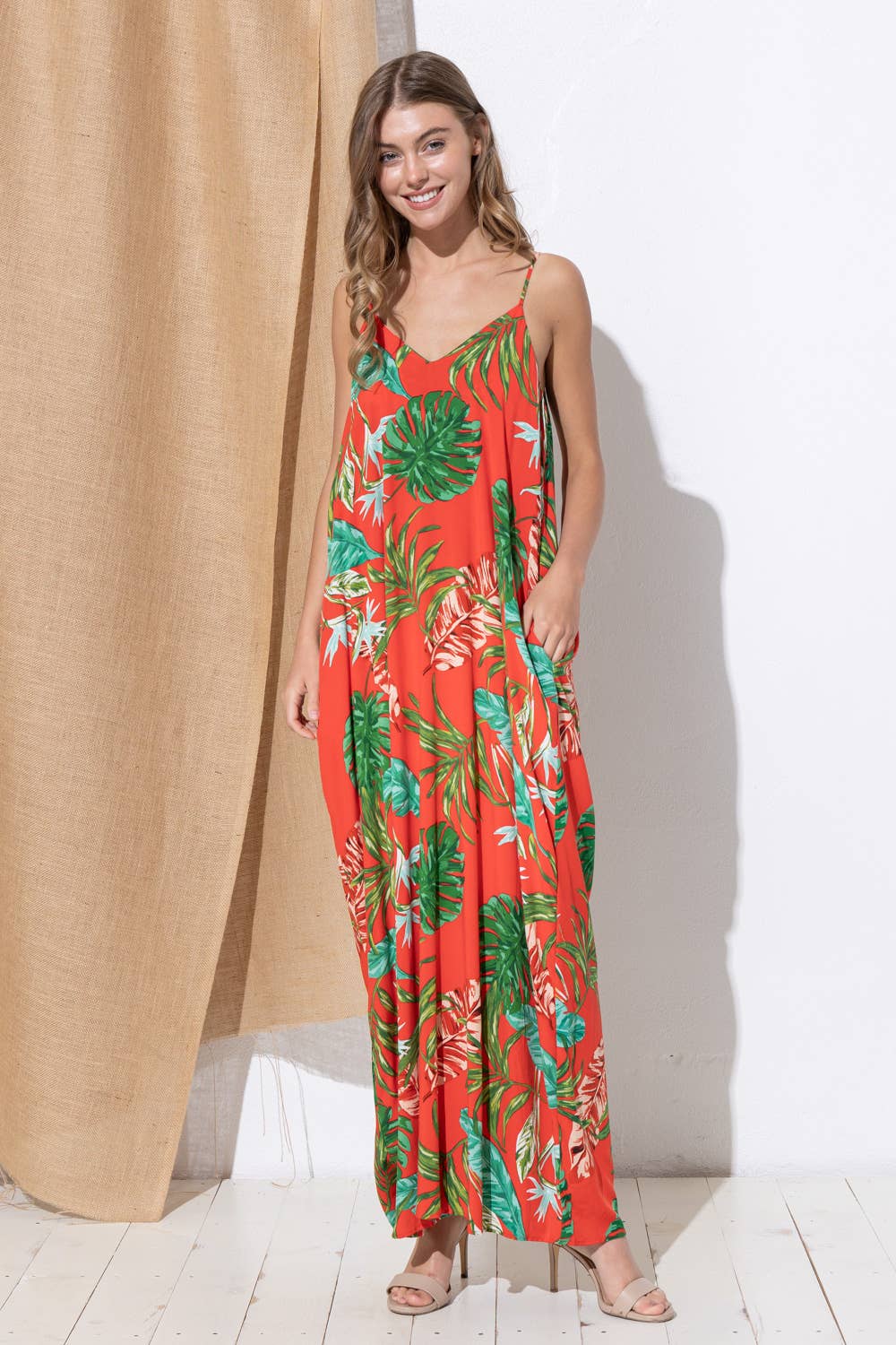 Bloidy - Wholesale Dress - Women's - Palm Leaf Tropical Floral Print Maxi Dress - C967634