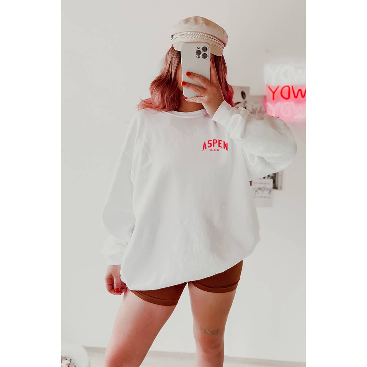 Illustrated Society - Wholesale Sweatshirt - Women's - ASPEN SKI CLUB  GRAPHIC SWEATSHIRTS3