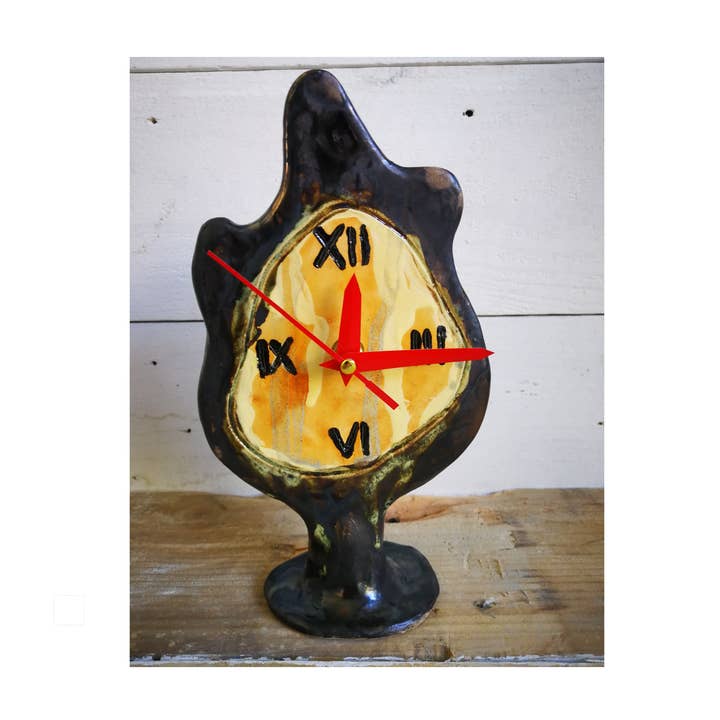 Ceramic clock for table/single piece for wholesale by Mypotteryart.bcn