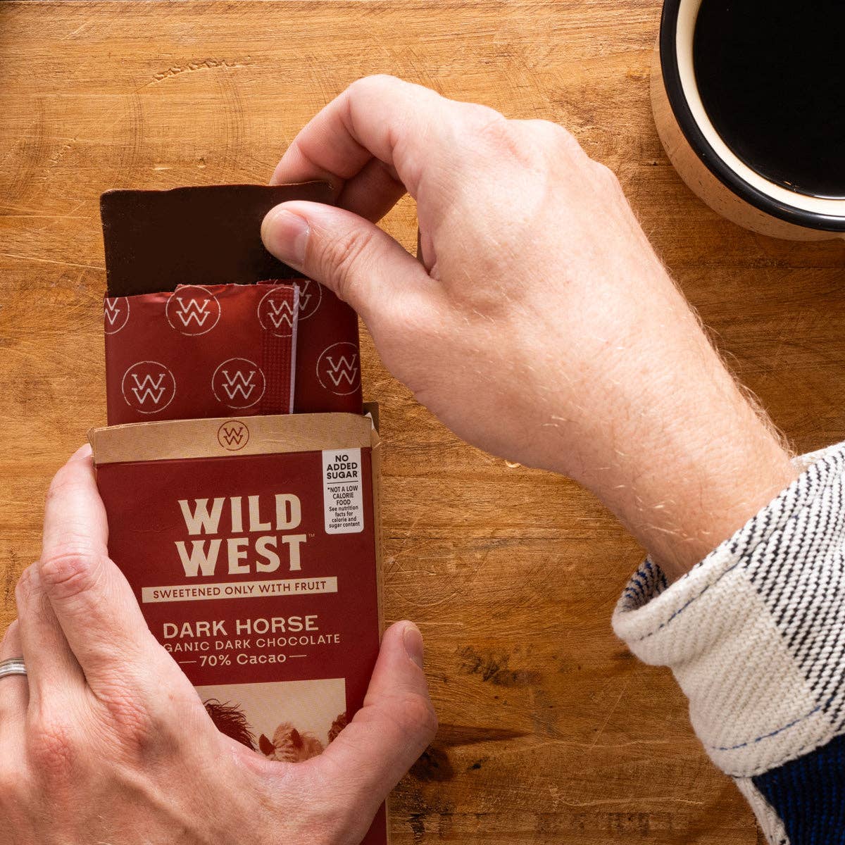 Wild West Chocolate - Wholesale Chocolate Bar - Dark Horse Master Case3