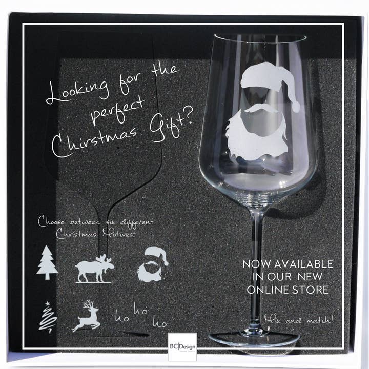 Set di bicchieri da vino rosso in cristallo con motivo natalizio Santa per la vendita all'ingrosso da parte di Blue Chilli Design