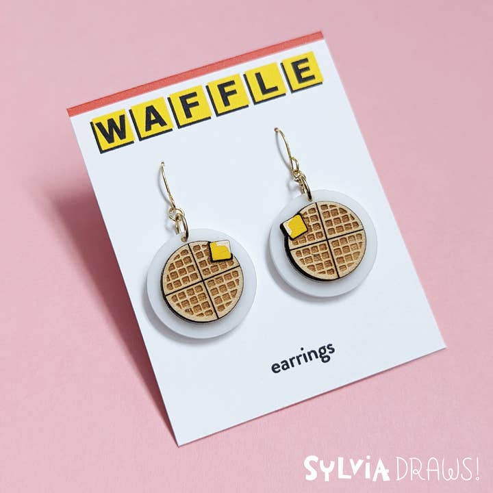 Boucles d'oreilles gaufres pour la vente par Sylvia Draws