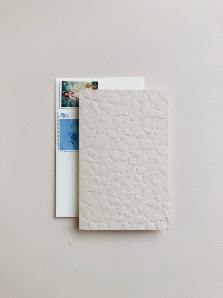 Emboss Hydrangea Pattern for wholesale by Tpel Paper & press