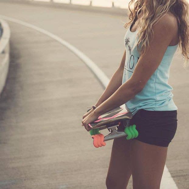 Shark Wheel - Venta al por mayor Accesorios de deporte - Skateboards Shark Old School Cruiser