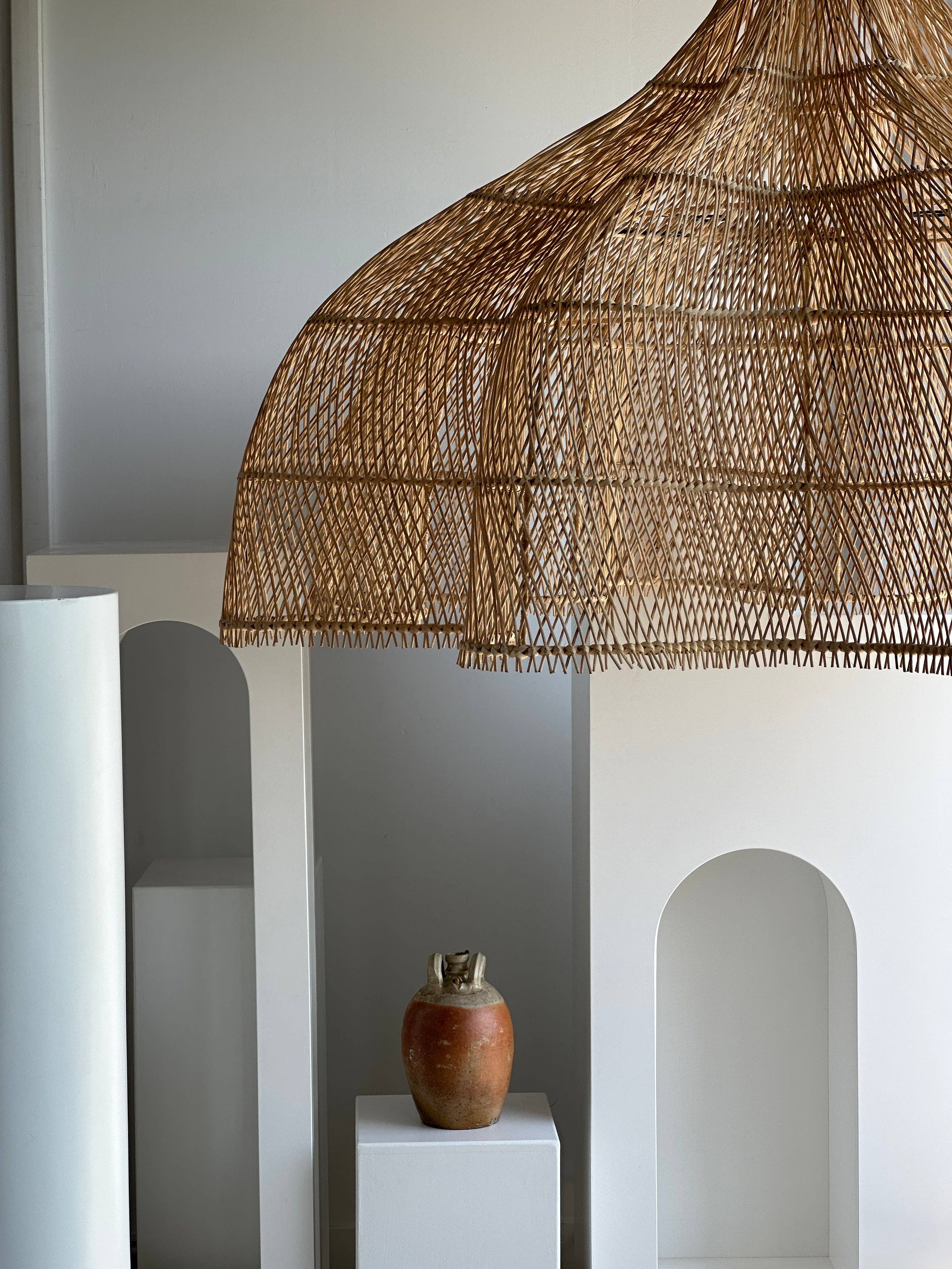 Office Objets - Wholesale Chandelier/Hanging Light - Immense rattan suspension in the shape of a flower, tulip, corolla H:1m; D:1m5094