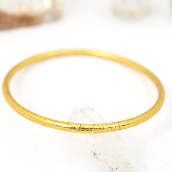 Woman Shops World - Wholesale Bangle Bracelet - Single Thin Thai Buddhist Temple Bracelet, Assorted Metals2