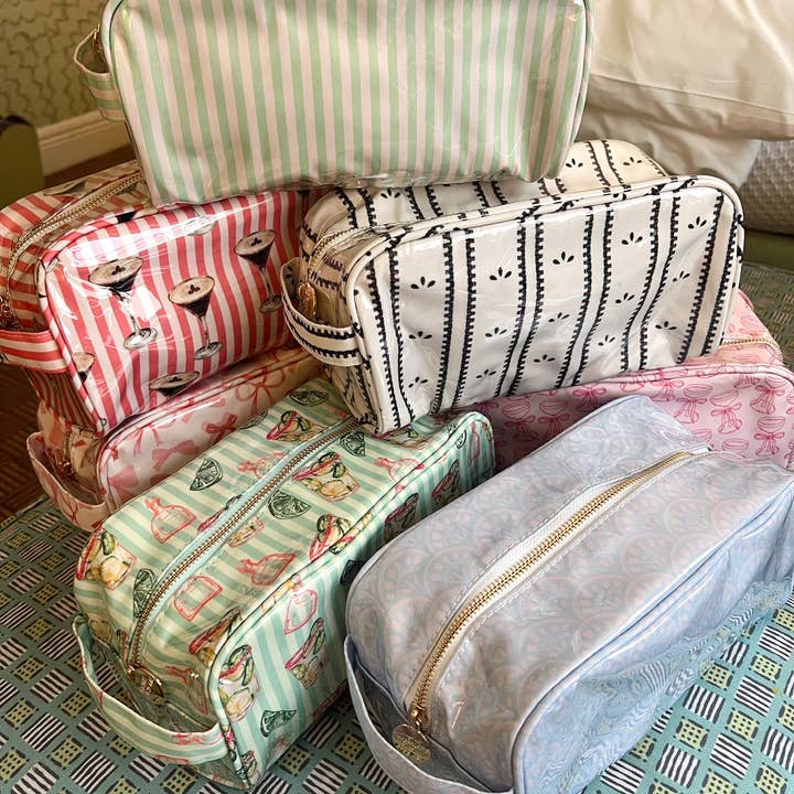 KENZKUSTOMZ - Wholesale Toiletry Bag - Women's - Clear Coat Toiletry Dopp Kit11