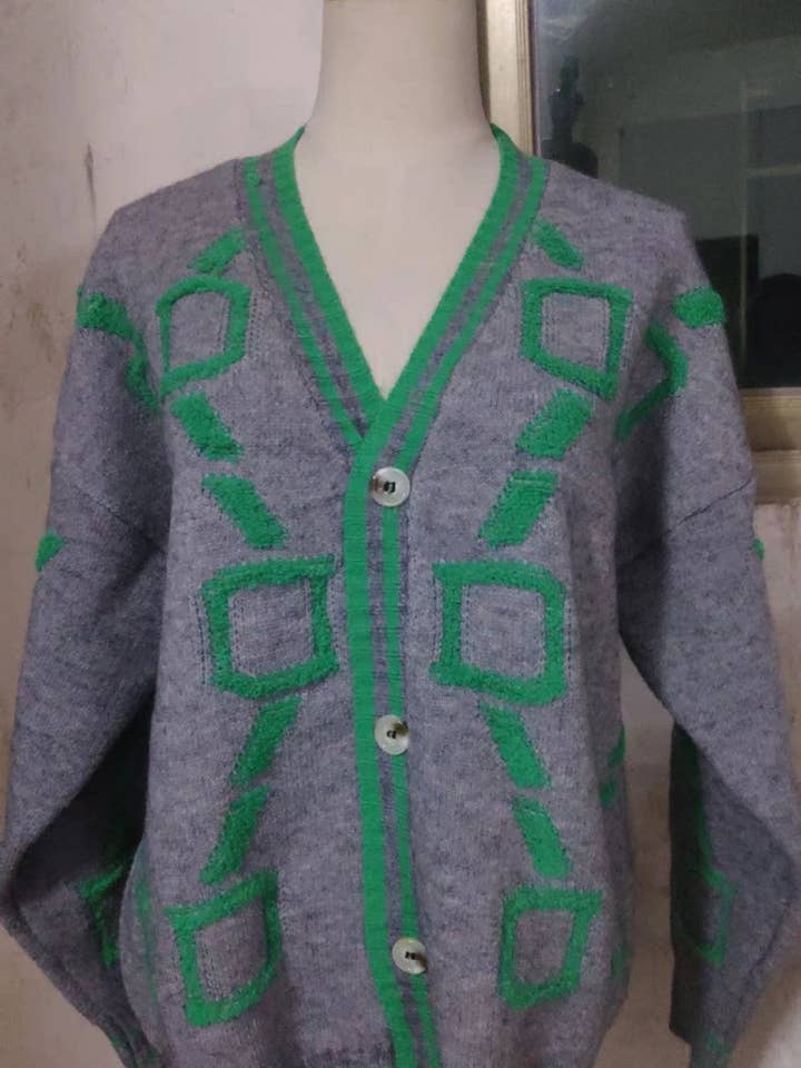 NINEXIS - Wholesale Cardigan - Women's - CWOCAL1610_3D PATTERN LONG-SLEEVED KNITTED CARDIGAN4