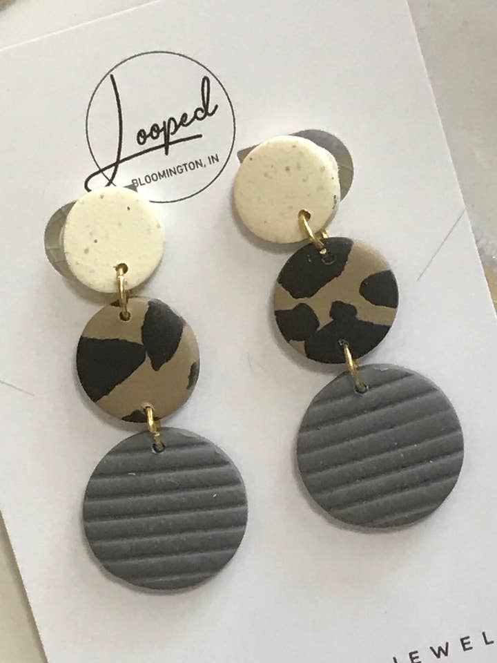 Green Cheetah Dangle for wholesale by Looped