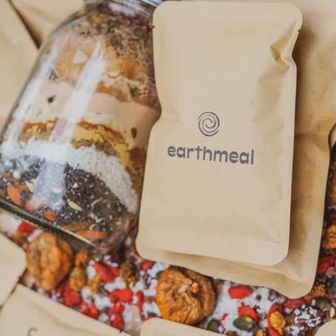 earthmeal - Wholesale Protein/Superfood Powder - earthmeal - super fuel (124g) - 40 pack3