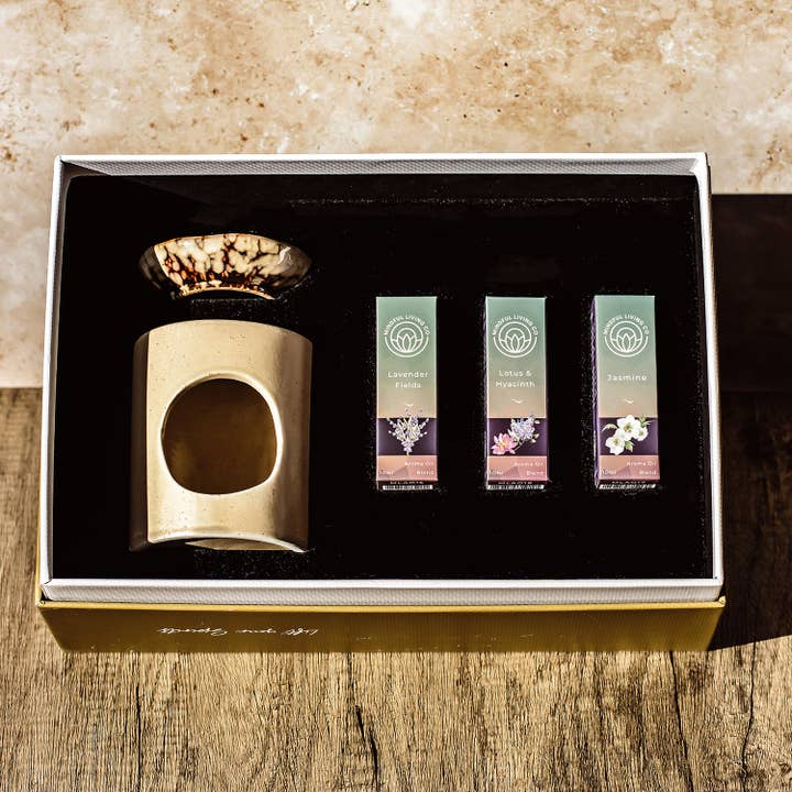 Mindful Living Co. - Wholesale Oil Warmer - Ceramic oil warmer with 3 fragrance oils5