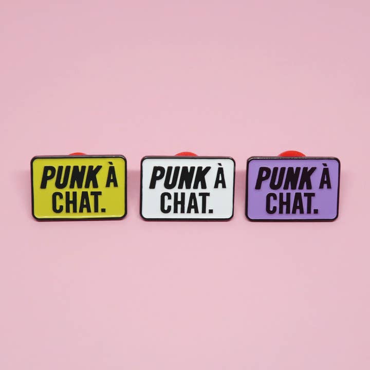 Pin's "Punk à chat" - célibataire catmama antisocial pour la vente par J'aime La Grenadine