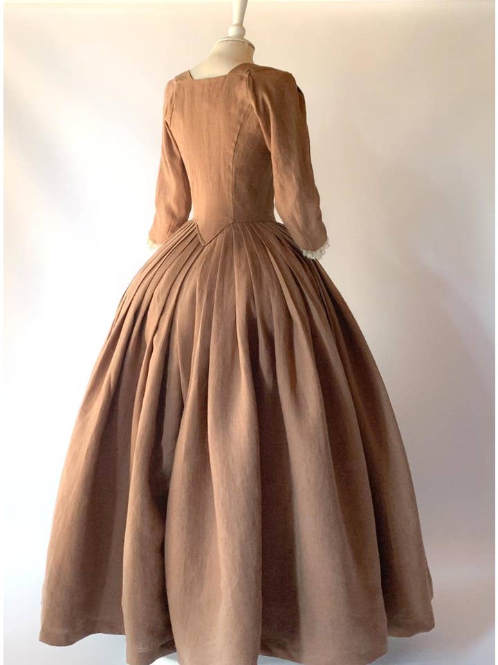 Atelier Serraspina - Vendita all'ingrosso Costume di carnevale - Donna - LOUISE, Abito Toffee del XVIII secolo