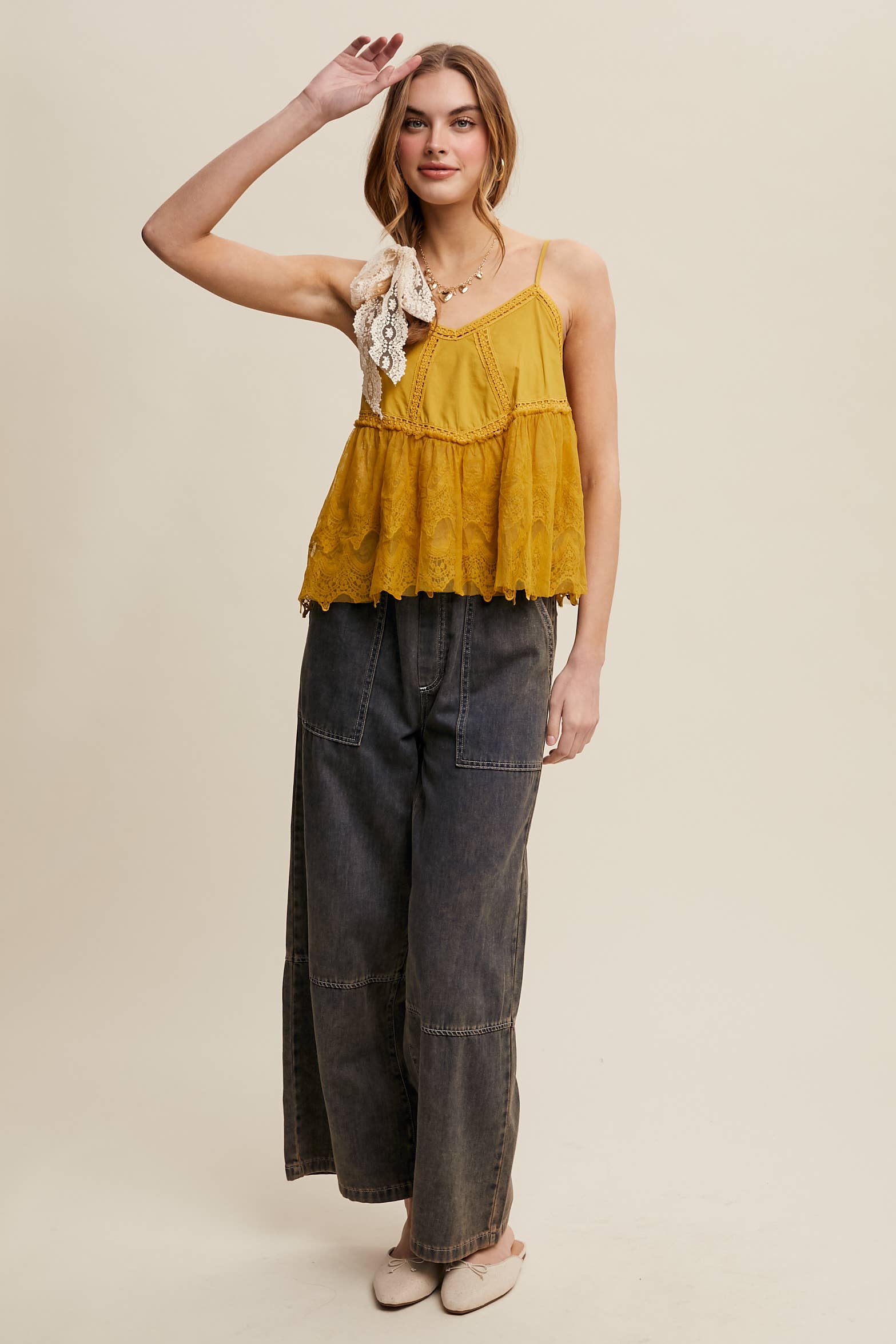 Listicle – Engroshandel Jeans - Dame – Vidbenede denimbukser med snøre i taljen19