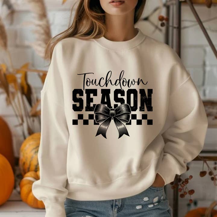 Felpa Touchdown Season per la vendita all'ingrosso da parte di LeeAnn’s Custom shirts & more
