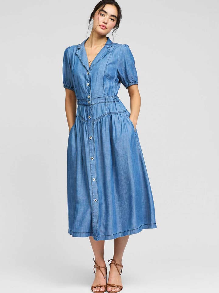 Abito midi con bottoni frontali in chambray per la vendita all'ingrosso da parte di Current Air